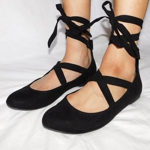 Brash ballet flats, with laces and zipper— size 7 women’s